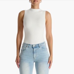 Naked Wardrobe the NW Sleeveless Bodysuit